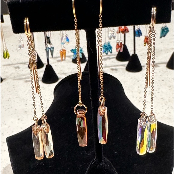 170. Gold filled Column Shape Swarovski Crystal Threader Earrings - Picture 5 of 10